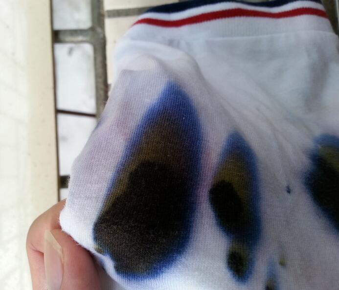 衣服上的墨汁怎么清洗干凈?