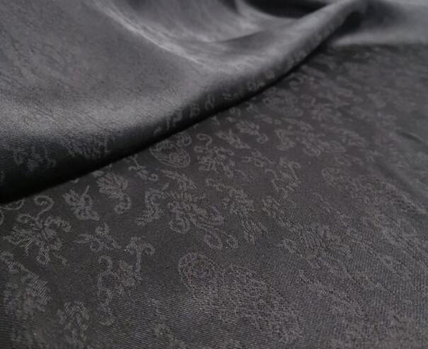 綾羅綢緞分別是什么面料